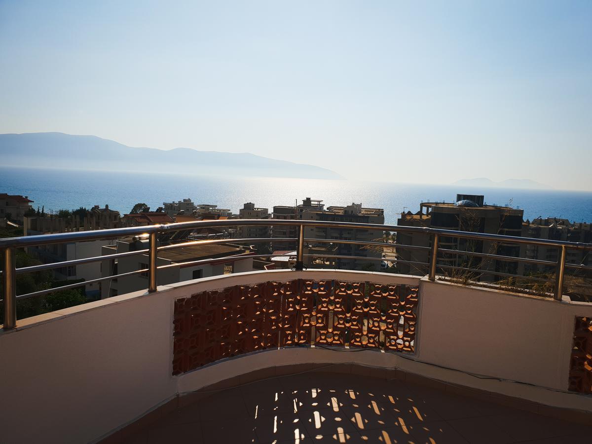 Lux Apartments Vlorë エクステリア 写真